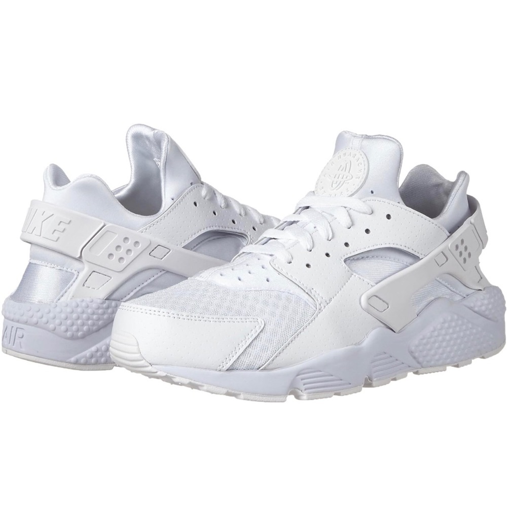 Brand new Nike Huaraches New w/ box